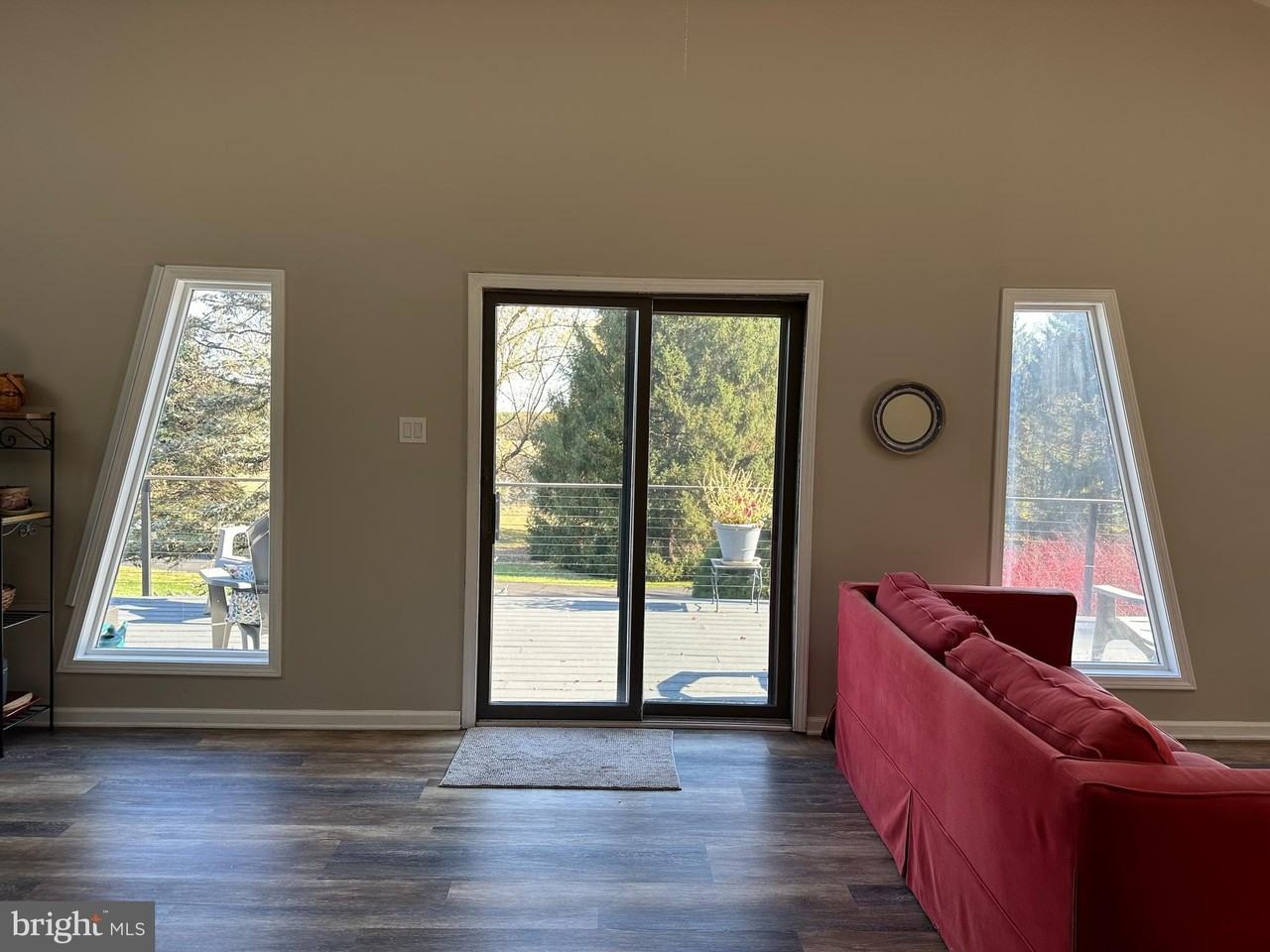 6279 Upper York Rd - Photo 7 of 18