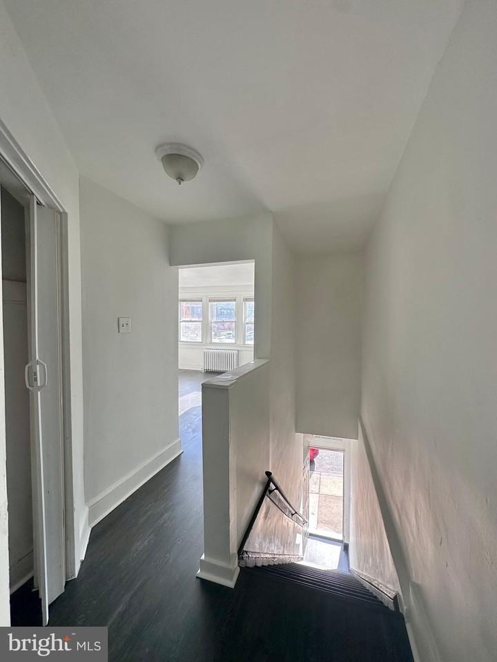 411 Burmont Rd 2nd Fl #2ndFL - Photo 4 of 28