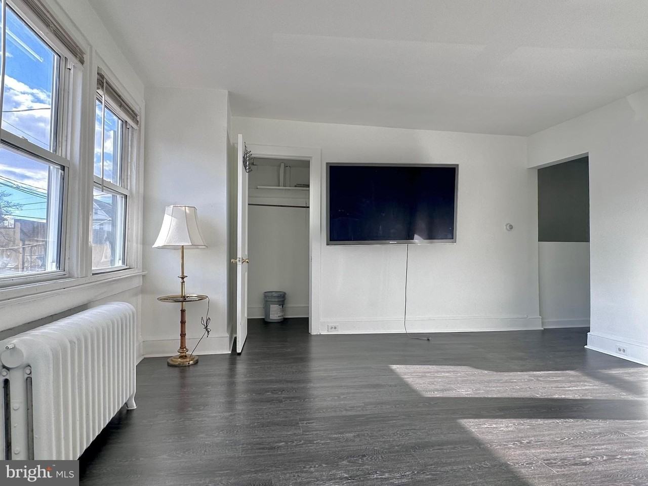 411 Burmont Rd 2nd Fl #2ndFL - Photo 6 of 28