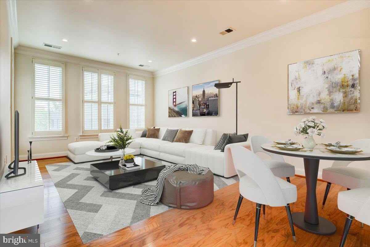 1023 N Royal St Unit 208 #208 - Photo 5 of 29