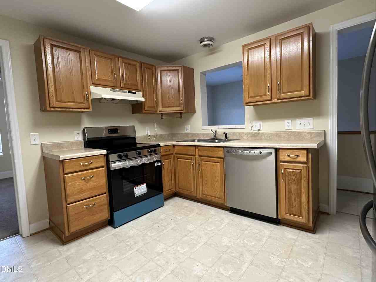 203 N Ninth St - Photo 3 of 10