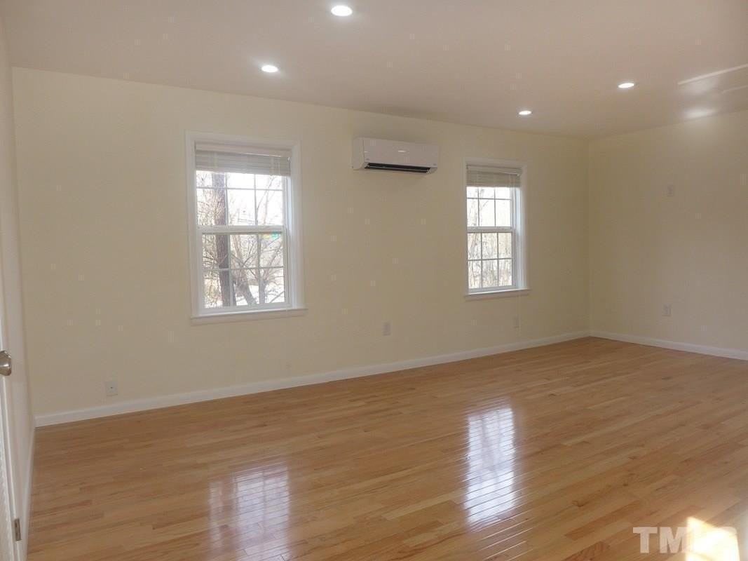 512 N Greensboro St - Photo 6 of 11