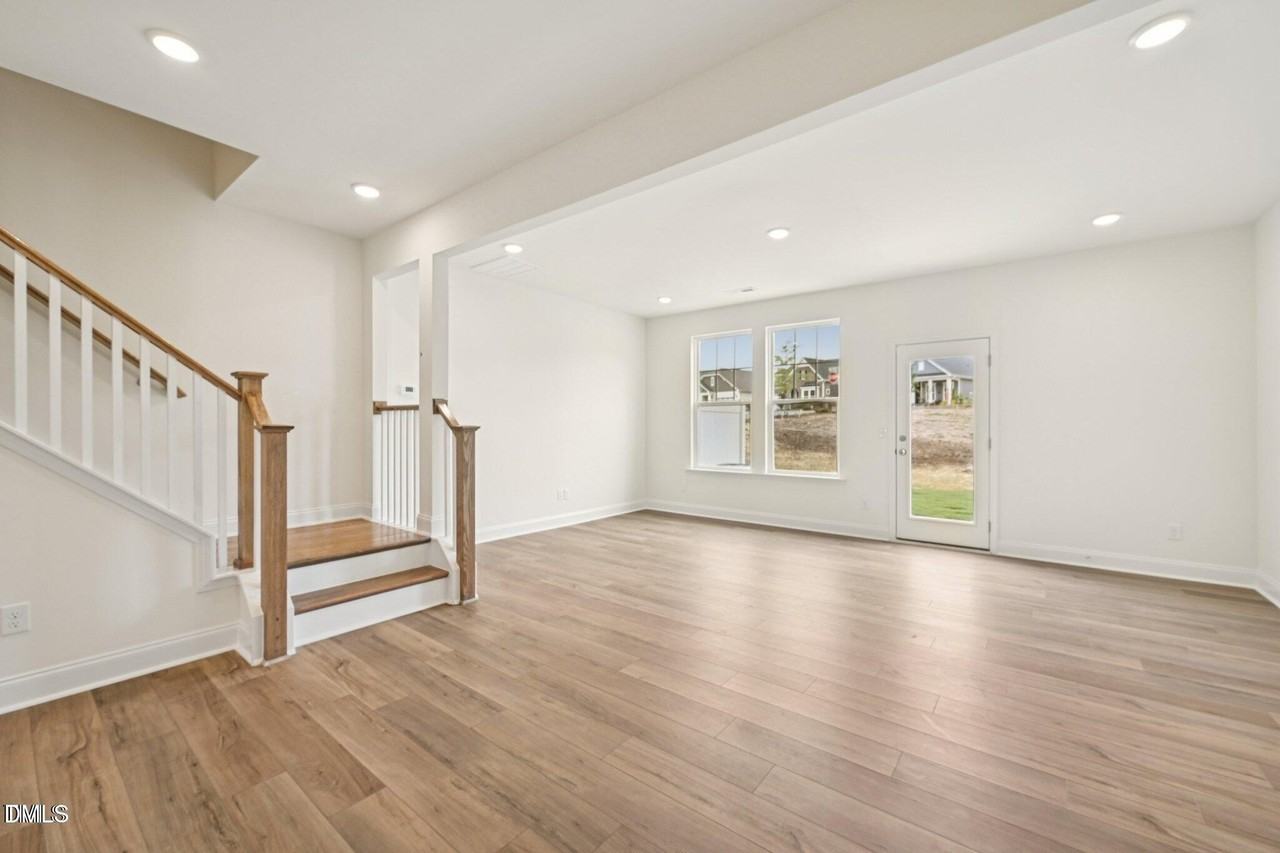 804 Kensley Grove Ln - Photo 4 of 28