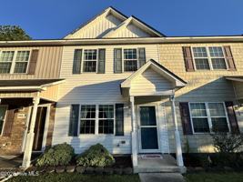 featured image of 5006 Banister Loop