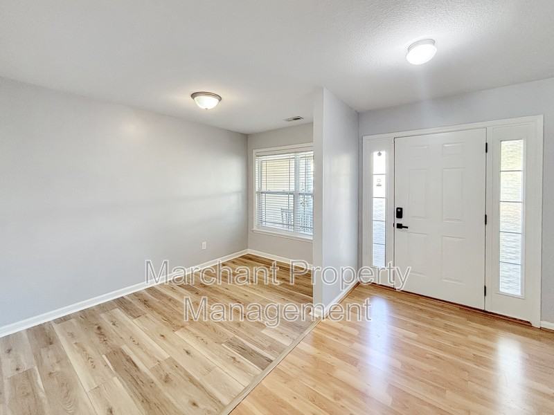 101 Cotton Hill Ln - Photo 3 of 22