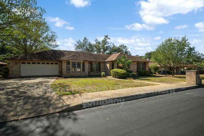 2318 Park Cir - Photo 2 of 27