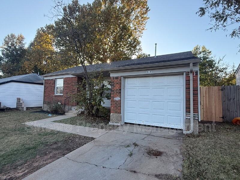 517 S Midwest Blvd - Photo 2 of 10