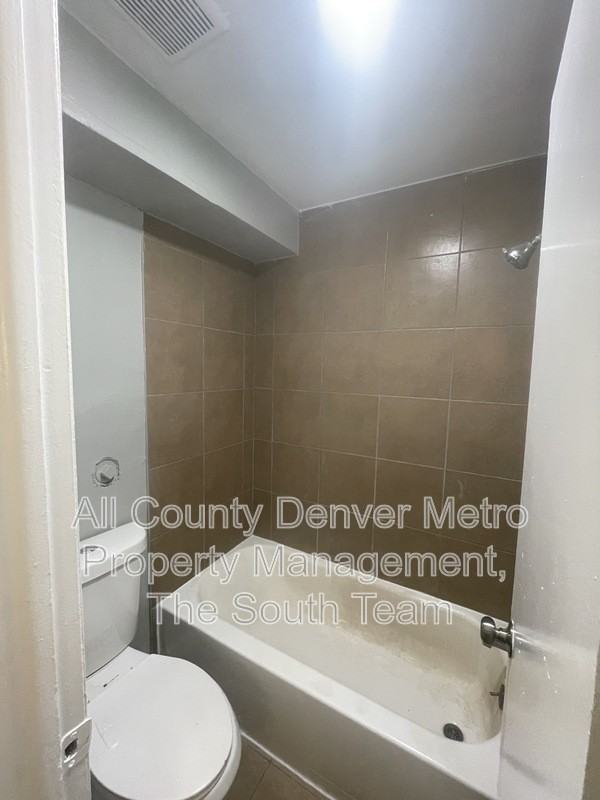 1622 Alton St #104 - Photo 6 of 8