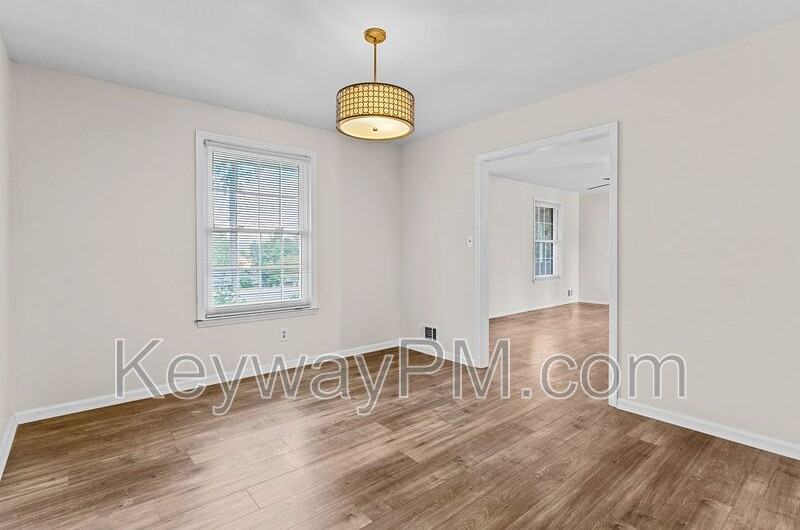 2574 Richmond Hill Rd - Photo 7 of 28