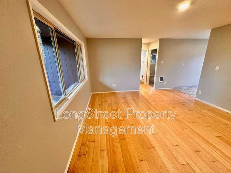 127 Se 30th Pl - Photo 3 of 27