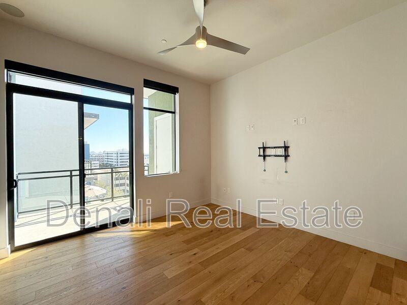 3131 N Central Ave #7004 - Photo 2 of 26