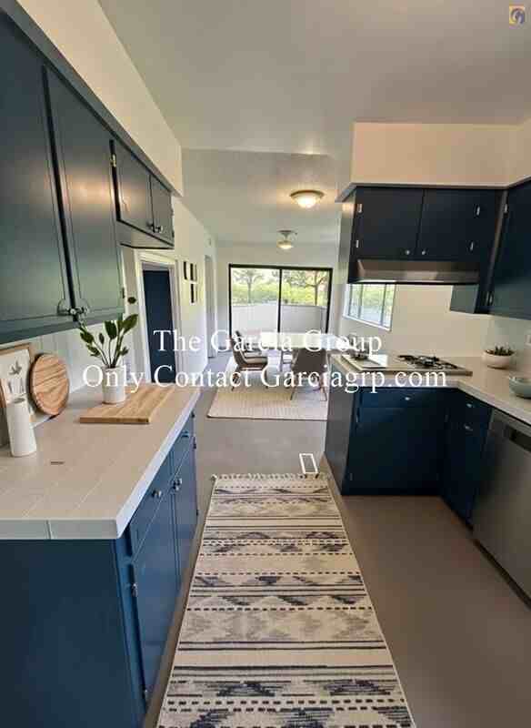 17050 Southeast Gurnee Avenue - Photo 3 of 31