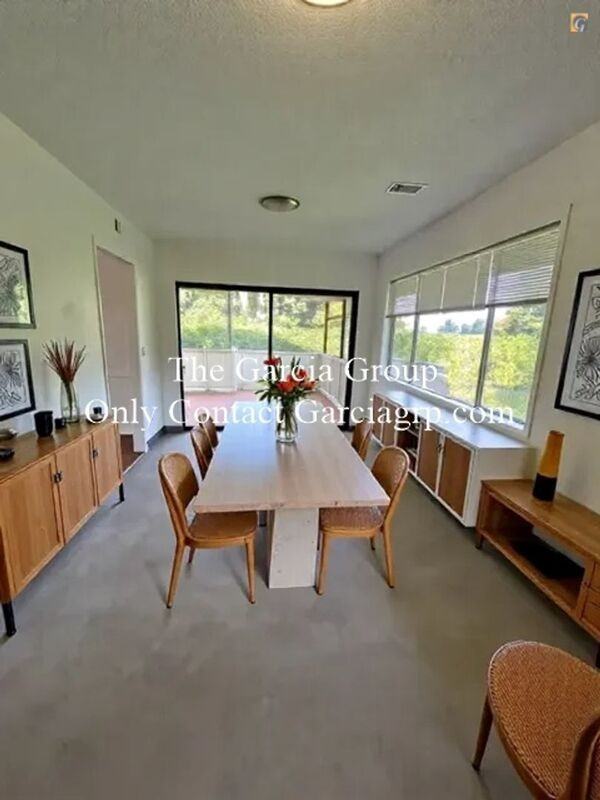 17050 Southeast Gurnee Avenue - Photo 4 of 31