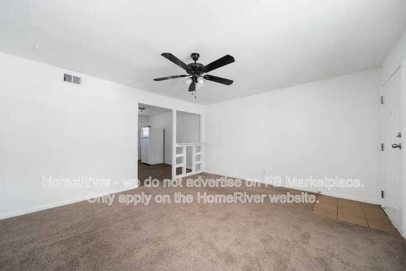 574 Evergreen Terrace #4 - Photo 5 of 7