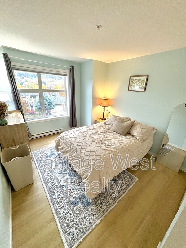 307 Yates Rd - Photo 3 of 13