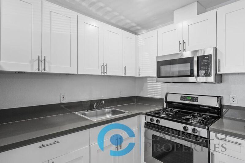 1307 Division St #D - Photo 4 of 17