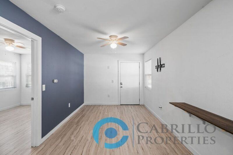 1307 Division St #D - Photo 6 of 17