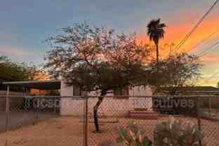 419 E Lester St - Photo 1 of 1