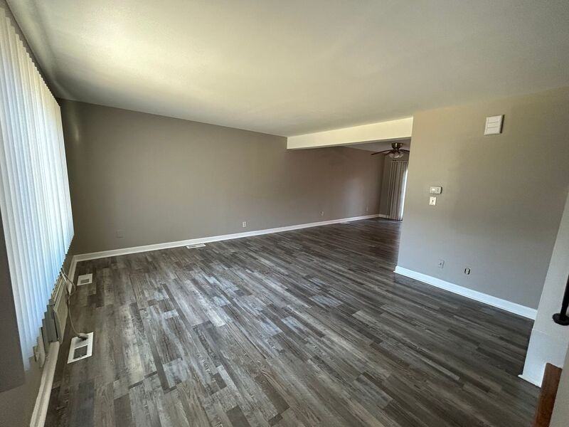 1389 W Galbraith Rd #3 - Photo 3 of 16