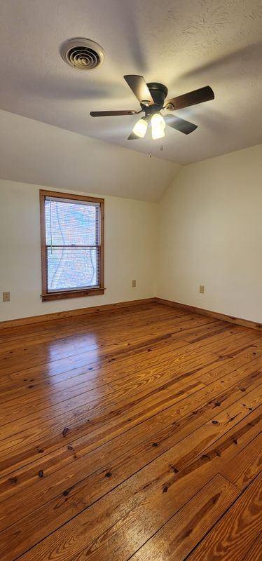 22089 Parks Mill Rd - Photo 7 of 27