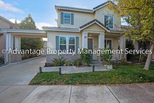 5211 N Forestdale Cir - Photo 1 of 1