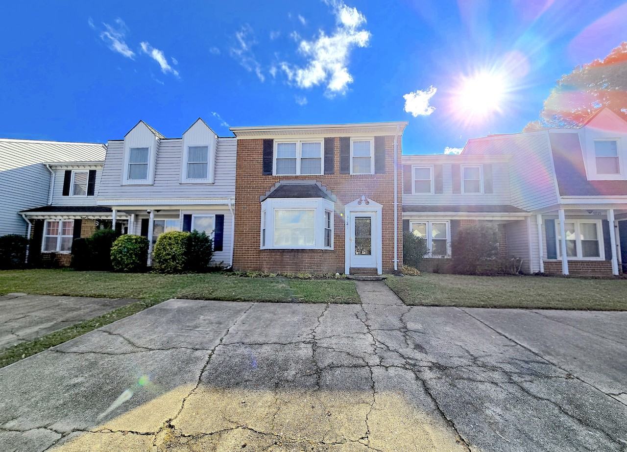 5221 Johnstown Ln - Photo 2 of 26