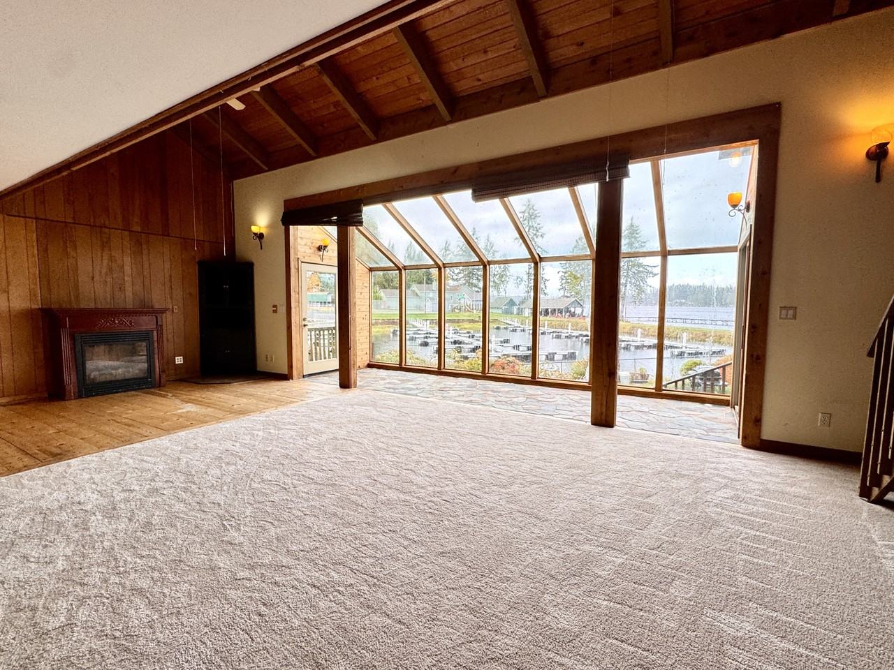 451 E Mason Lake Dr E - Photo 5 of 20