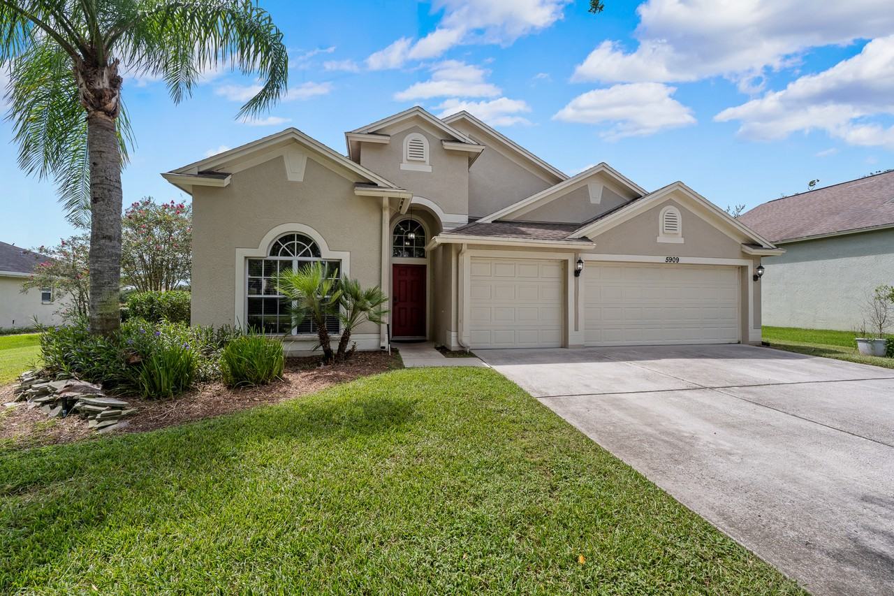 5909 Wedgefield Drive - Photo 6 of 50