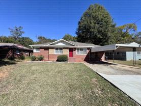 2835 Hawthorne Dr - Photo 1 of 1