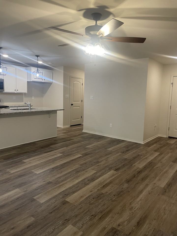 1048 Heritage Way - Photo 2 of 12