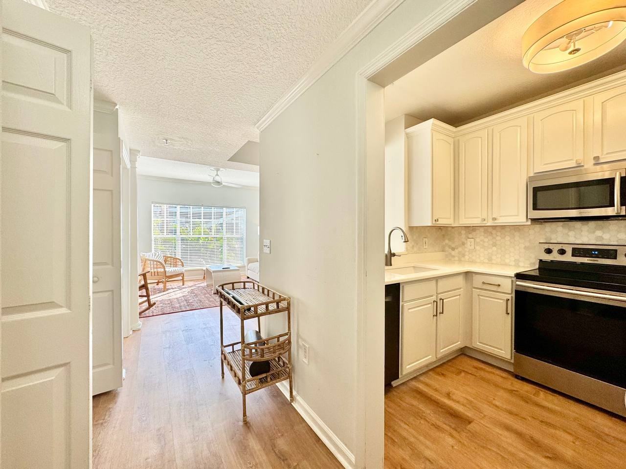 800 S Dakota Ave #218 - Photo 3 of 33