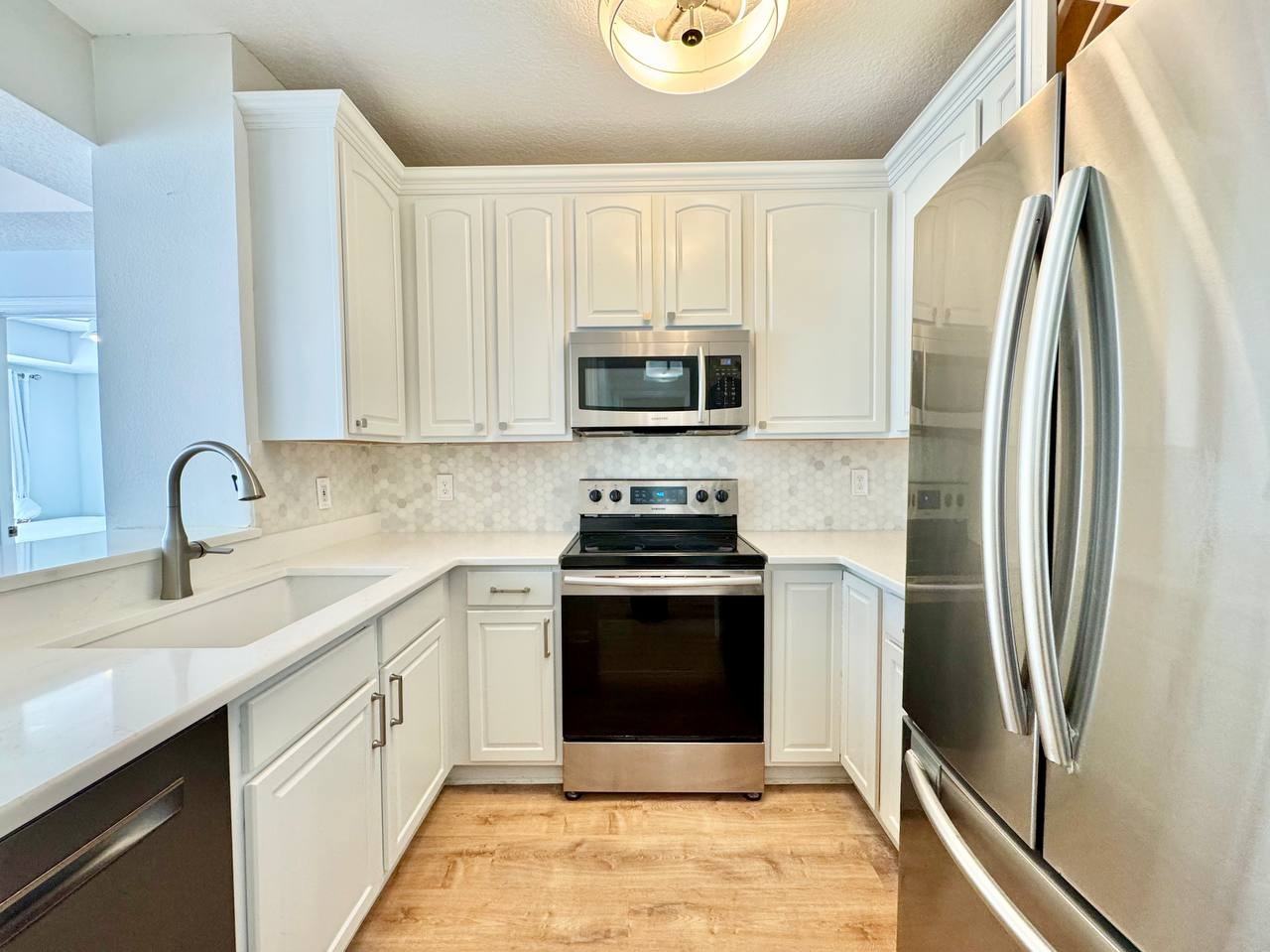 800 S Dakota Ave #218 - Photo 5 of 33