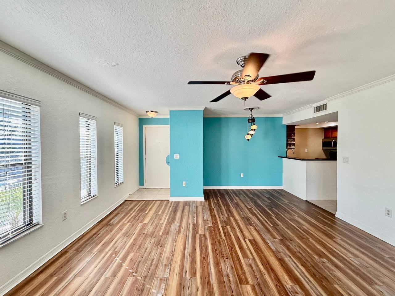 704 Lyndhurst Street #624 - Photo 5 of 33