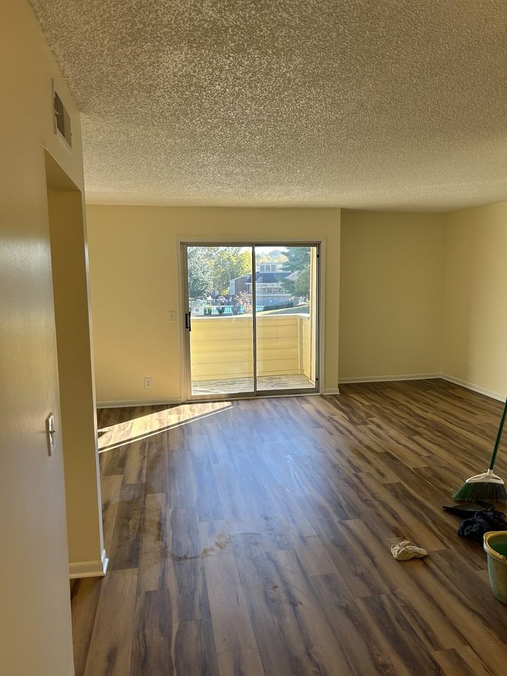 515 Basswood Ave #G80 - Photo 2 of 17