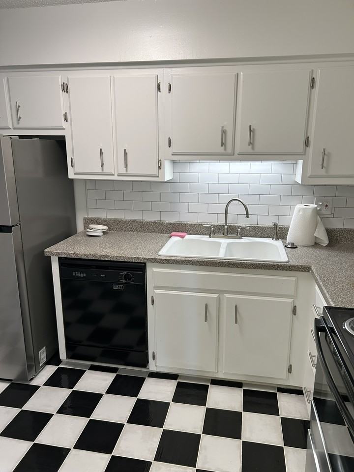 515 Basswood Ave #G80 - Photo 5 of 17