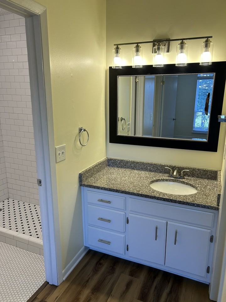 515 Basswood Ave #G80 - Photo 6 of 17