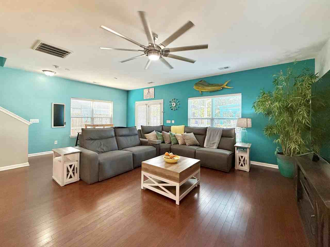 1514 Thoroughbred Blvd - Photo 6 of 33