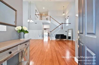5509 Sagehen Ct - Photo 2 of 21