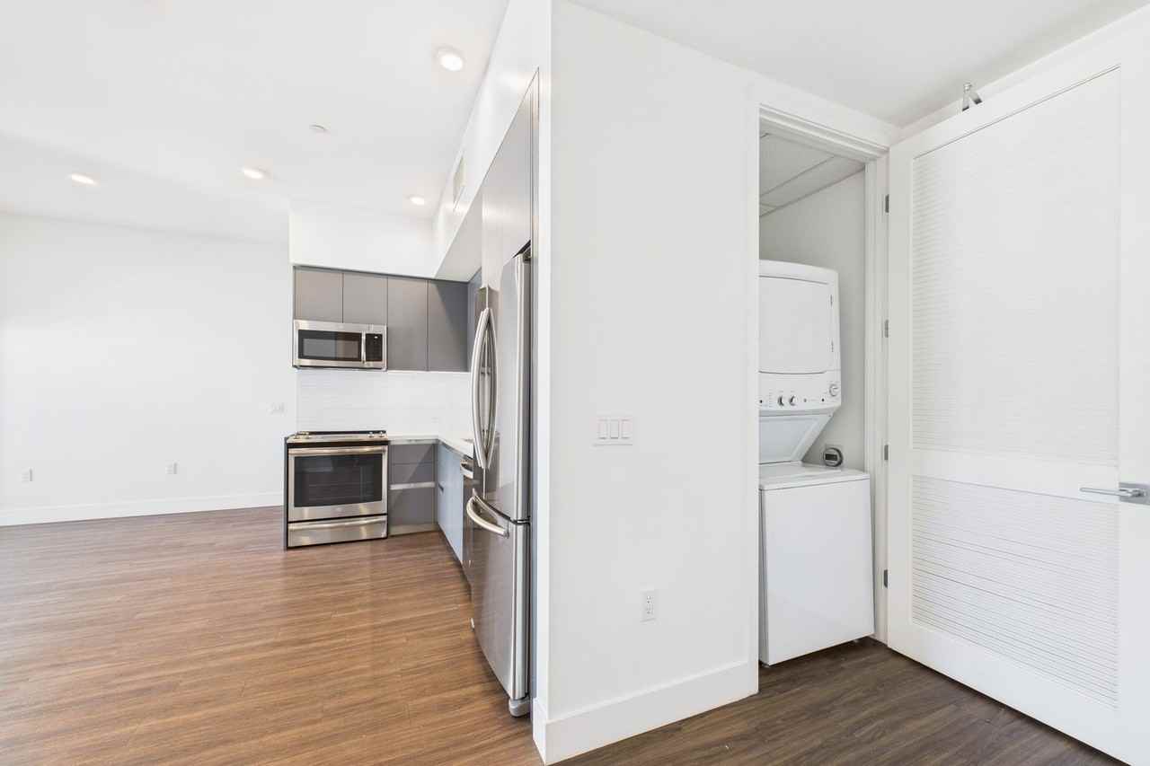 The Sunset Hue - Photo 5 of 33