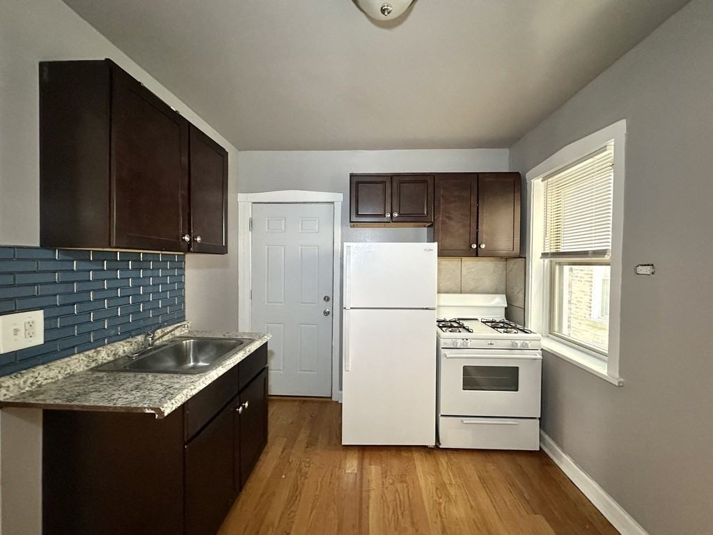 4029 Melrose Avenue #NA8 - Photo 3 of 20