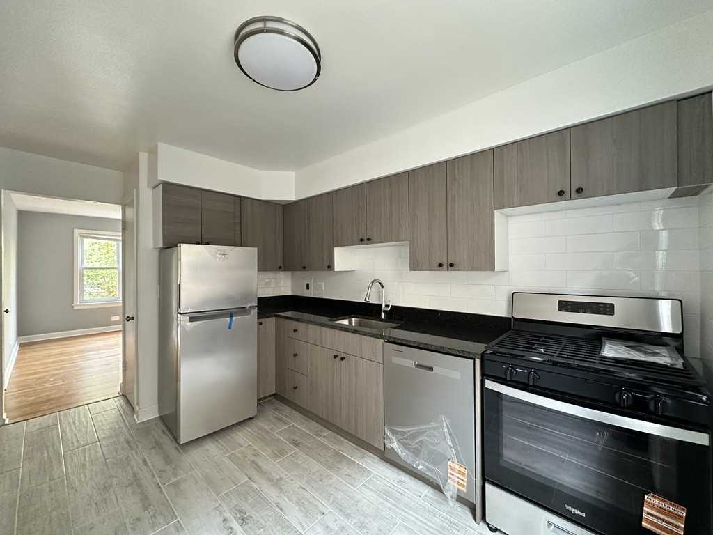 6703 Shamrock Avenue #EA8 - Photo 2 of 20