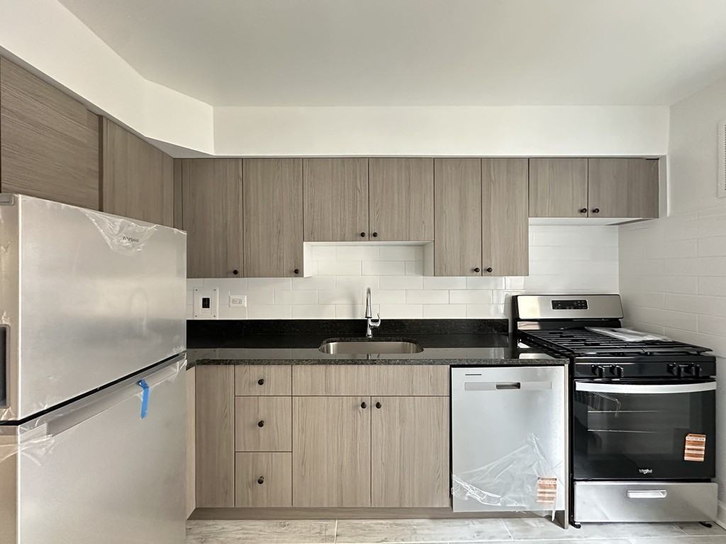 6703 Shamrock Avenue #EA8 - Photo 3 of 20