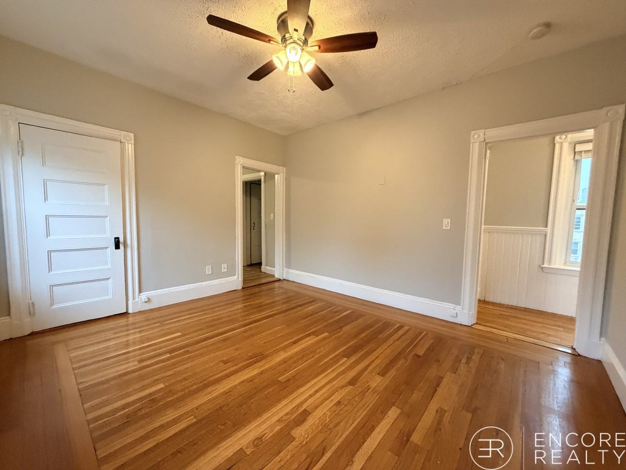 900 Massachusetts Ave #5 - Photo 3 of 17