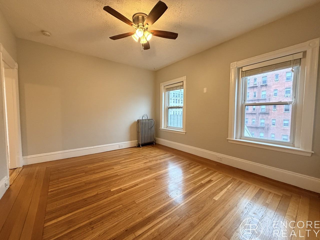 900 Massachusetts Ave #5 - Photo 5 of 17