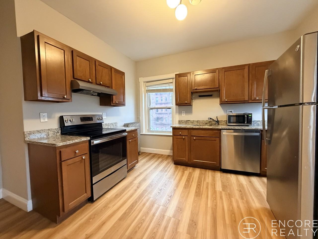 900 Massachusetts Ave #5 - Photo 7 of 17