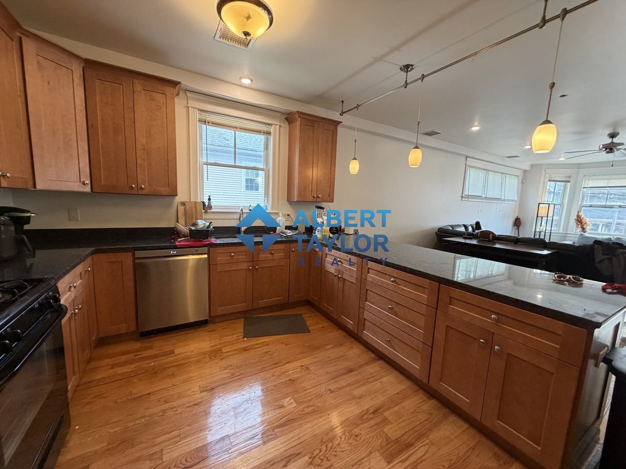 145 Cedar St #2 - Photo 5 of 21