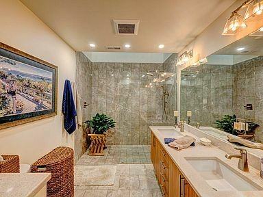 1300 Burton St #D - Photo 5 of 16