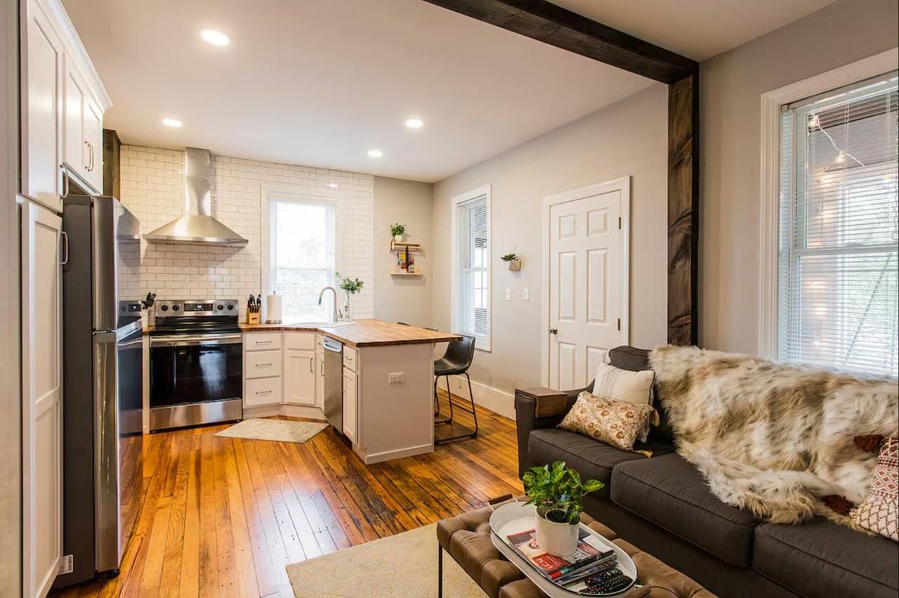 329 E New St 2 FL - Photo 4 of 10