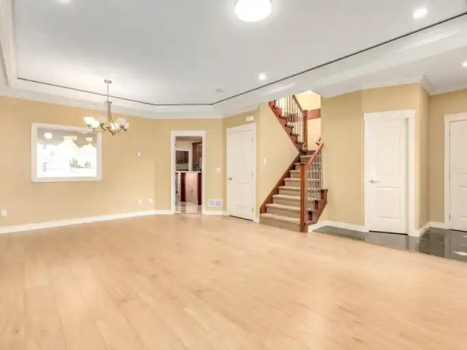 19491 71a Avenue - Photo 7 of 11