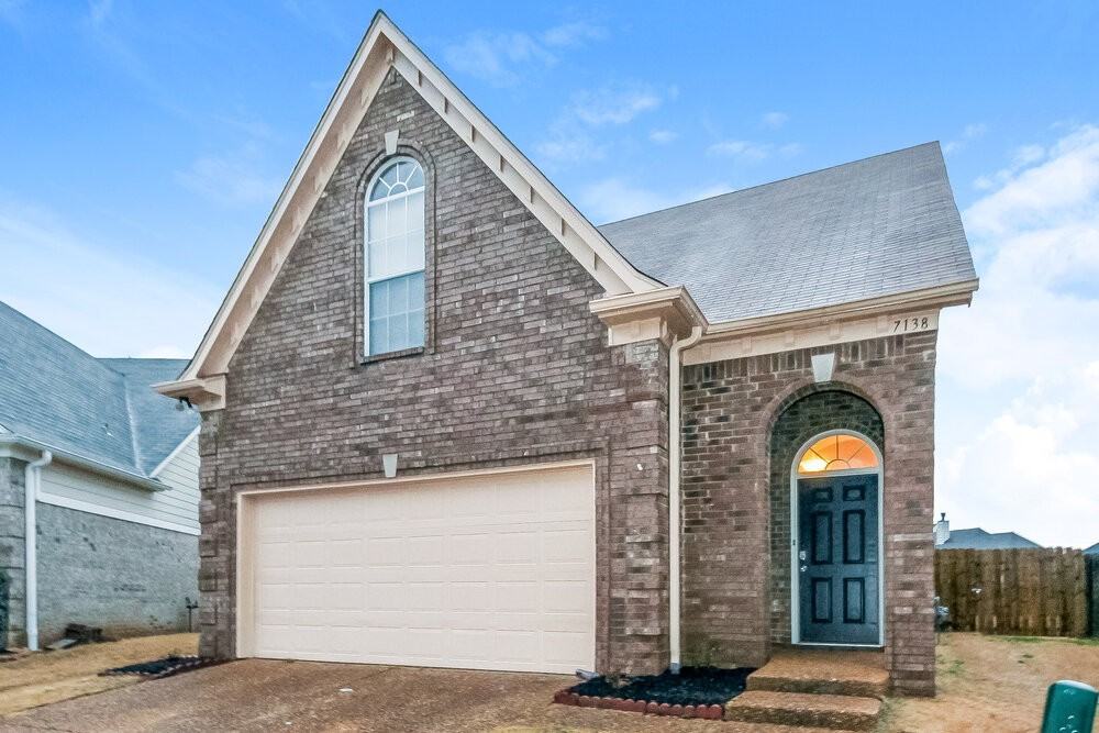 7138 Queens Crown Ct - Photo 2 of 18